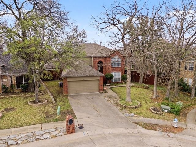 2403 Pinehurst Court, Highland Village, TX 75077
