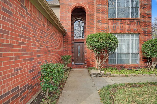 2403 Pinehurst Court, Highland Village, TX 75077