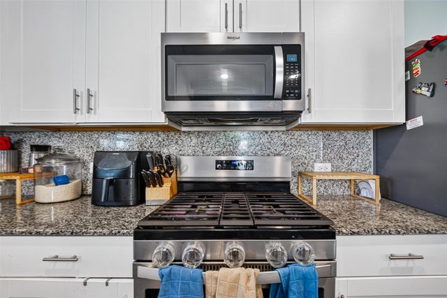 7031 Hobby Wind Ridge Drive, Houston, TX 77075