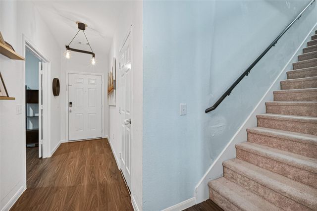 7031 Hobby Wind Ridge Drive, Houston, TX 77075