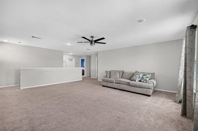 7031 Hobby Wind Ridge Drive, Houston, TX 77075