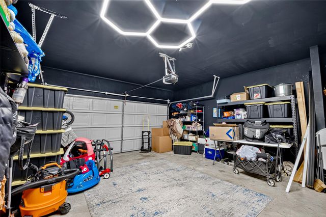 7031 Hobby Wind Ridge Drive, Houston, TX 77075