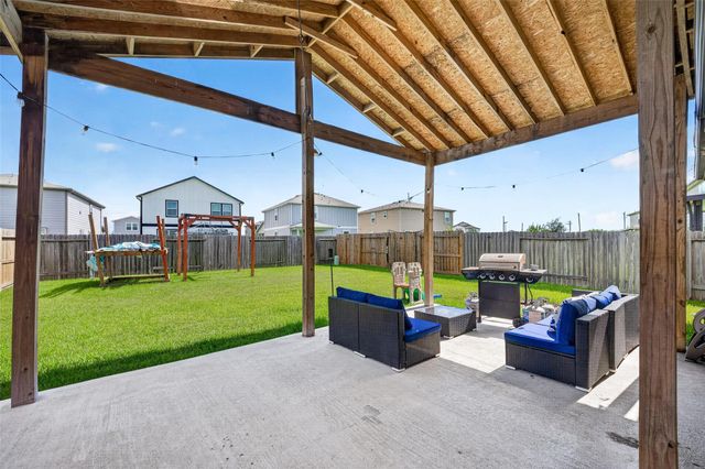 7031 Hobby Wind Ridge Drive, Houston, TX 77075