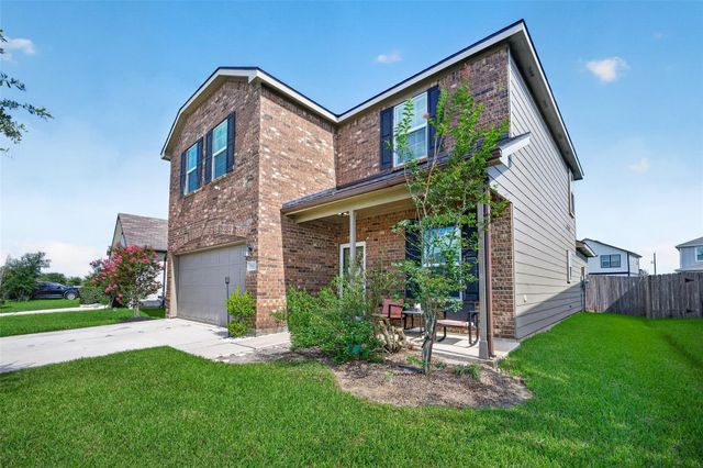 7031 Hobby Wind Ridge Drive, Houston, TX 77075
