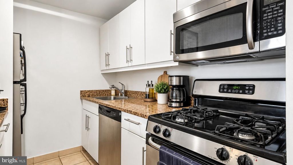 219-29 S 18TH ST #1004, PHILADELPHIA, PA 19103 — photo 5