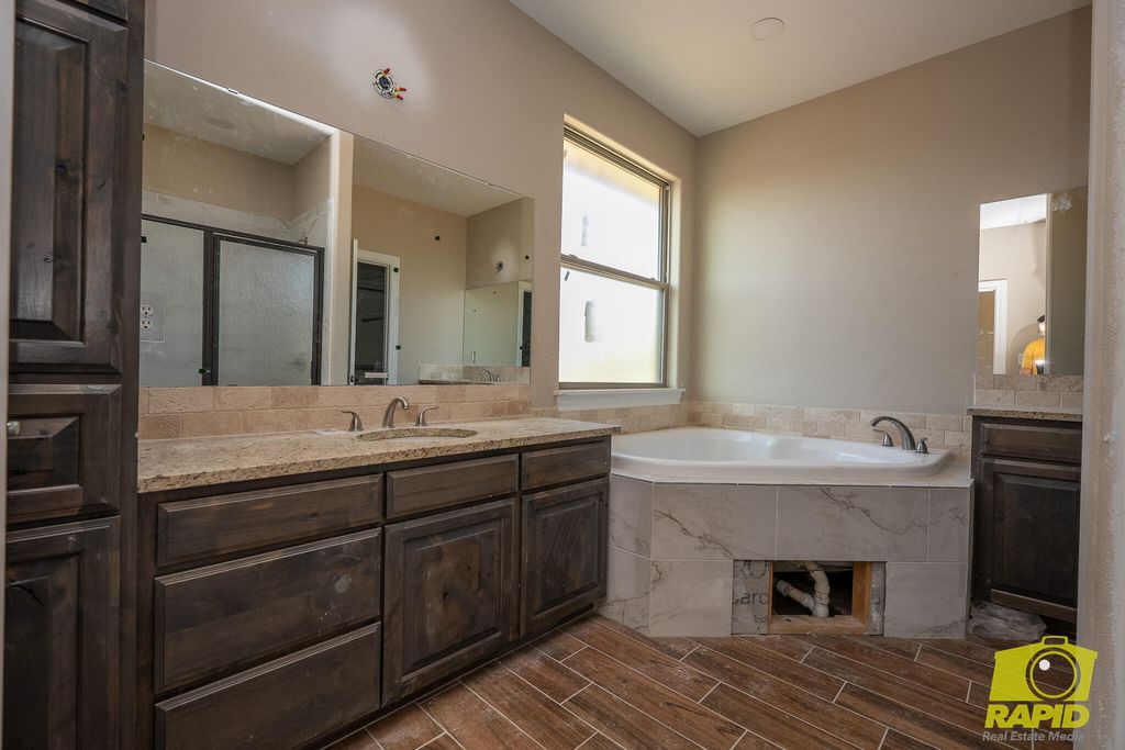 Image 8 of property listing at 9641 Jaguar Trail, San Angelo, TX 76901
