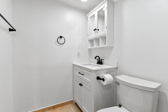 149 Coventry G, West Palm Beach, FL 33417