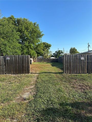2701 27TH AVENUE N, St Petersburg, FL 33713