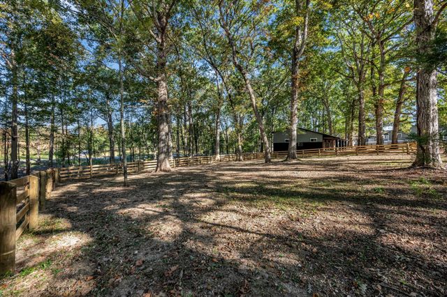 168 Oliver Smith Rd, Flintville, TN 37335