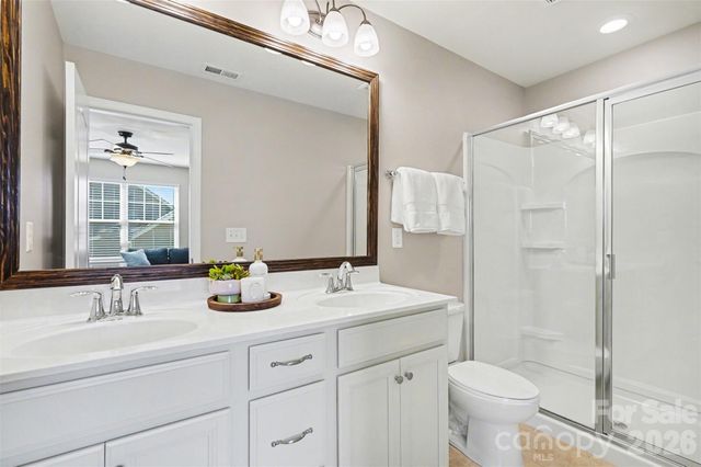 16316 Thoroughbred Trace Lane, Charlotte, NC 28278