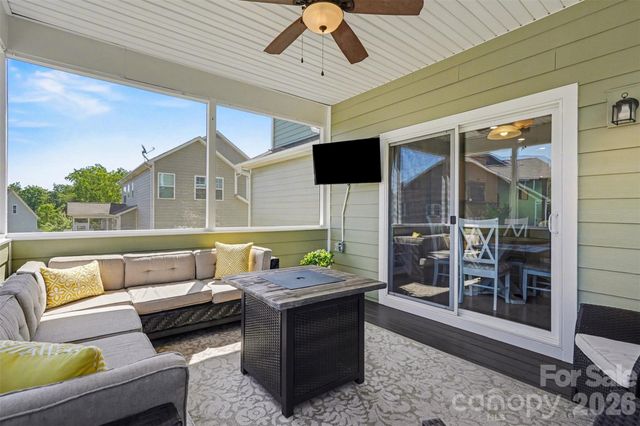 16316 Thoroughbred Trace Lane, Charlotte, NC 28278