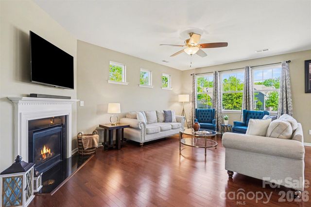 16316 Thoroughbred Trace Lane, Charlotte, NC 28278