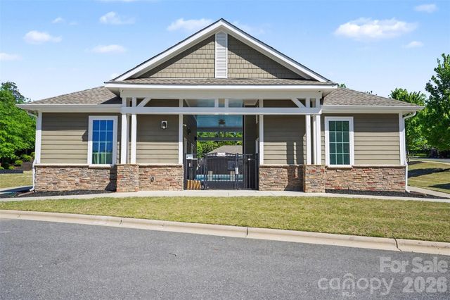 16316 Thoroughbred Trace Lane, Charlotte, NC 28278