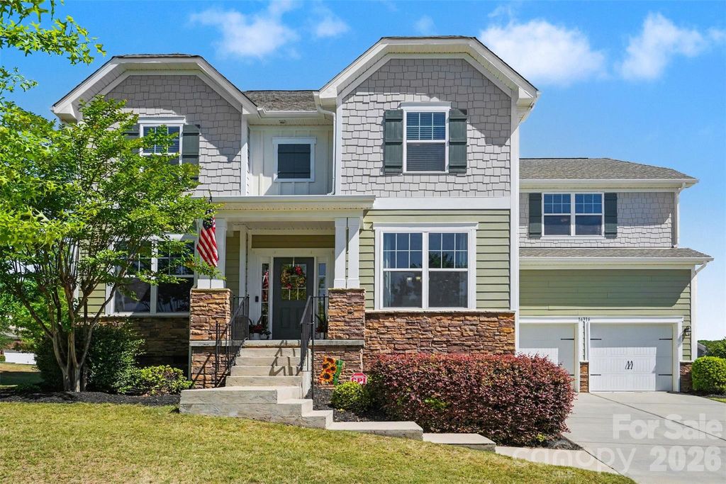 16316 Thoroughbred Trace Lane, Charlotte, NC 28278
