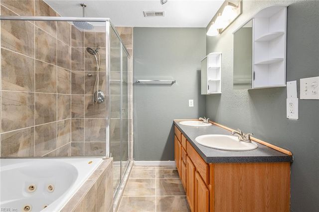 22265 Deep Bottom DR, Carrollton, VA 23314