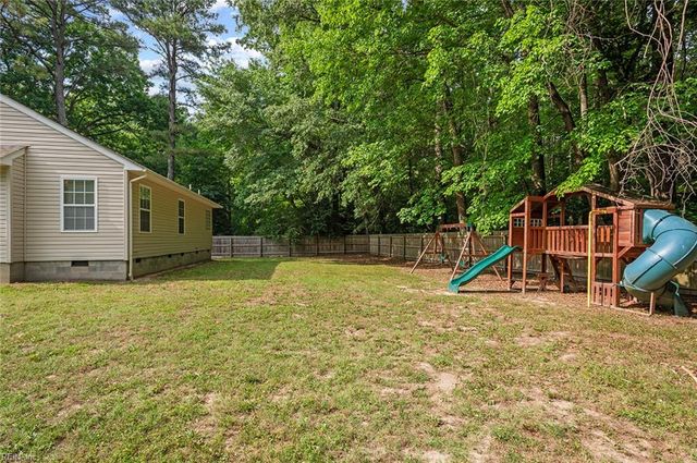 22265 Deep Bottom DR, Carrollton, VA 23314