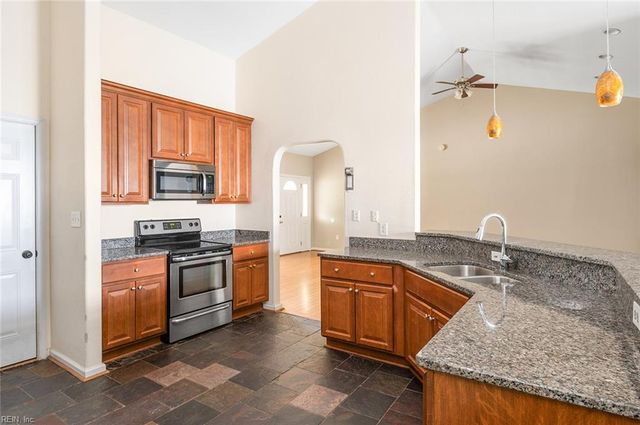 22265 Deep Bottom DR, Carrollton, VA 23314