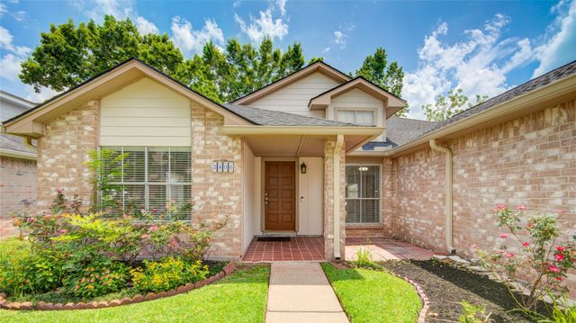 3806 Carya Circle, Sugar Land, TX 77479
