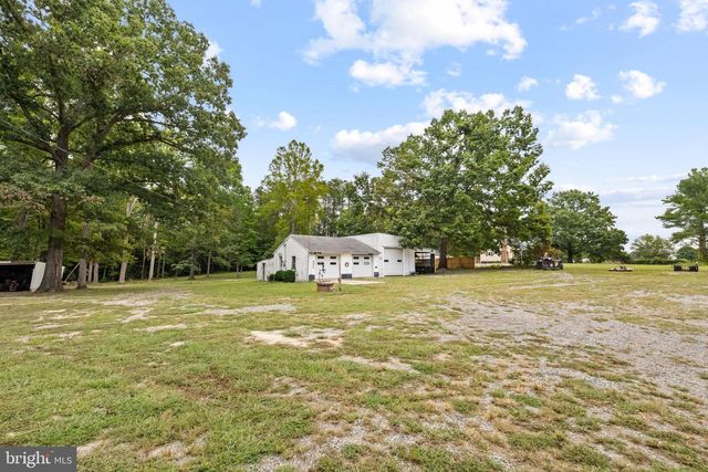 1739 SIGNBOARD RD, Bumpass, VA 23024