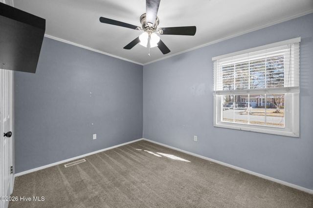 323 Cardinal Road, Jacksonville, NC 28546