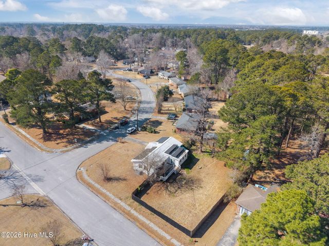 323 Cardinal Road, Jacksonville, NC 28546