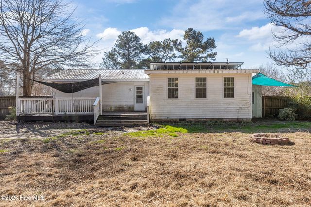 323 Cardinal Road, Jacksonville, NC 28546