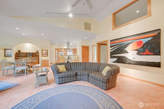 33 Westridge Court, Port Townsend, WA 98368