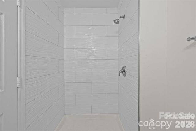 6203 Rosecroft Drive, Charlotte, NC 28215