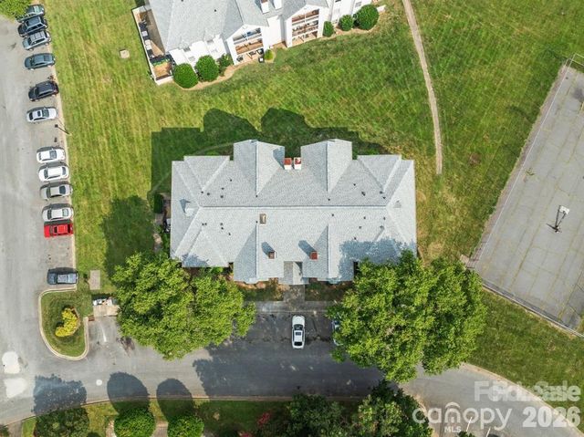 6203 Rosecroft Drive, Charlotte, NC 28215