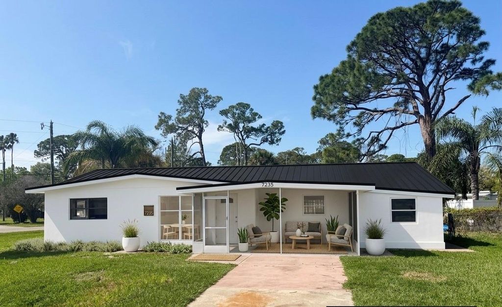 7235 ROYAL PALM DRIVE, New Port Richey, FL 34652