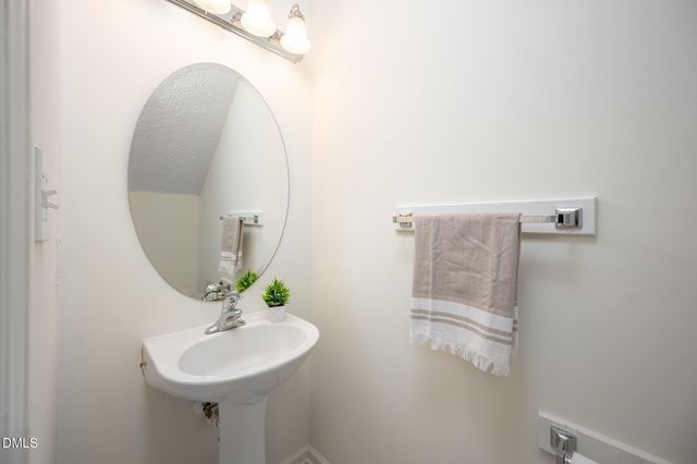 2905 Forrestal Drive, Durham, NC 27703