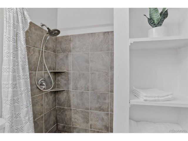 4598 S Hannibal St, Aurora, CO 80015