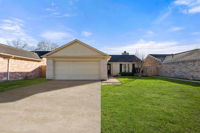 3932 Frontier Dr Drive, Sugar Land, TX 77479
