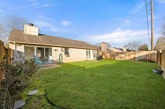 3932 Frontier Dr Drive, Sugar Land, TX 77479