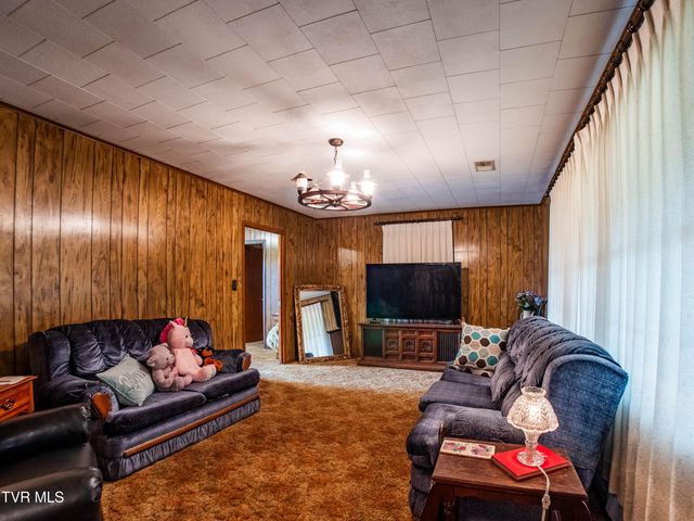 2151 Horton Ford Road, Eidson, TN 37731