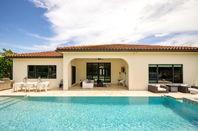 19998 SE Gallberry Drive, Jupiter, FL 33458