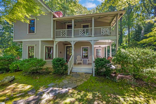 520 Esseola Street, Saluda, NC 28773