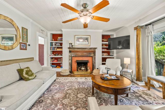 520 Esseola Street, Saluda, NC 28773