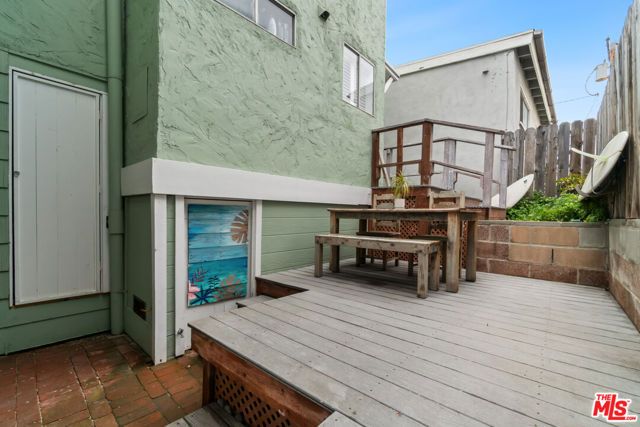 115 44th Street, Manhattan Beach, CA 90266