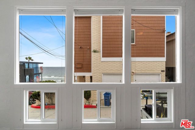 115 44th Street, Manhattan Beach, CA 90266