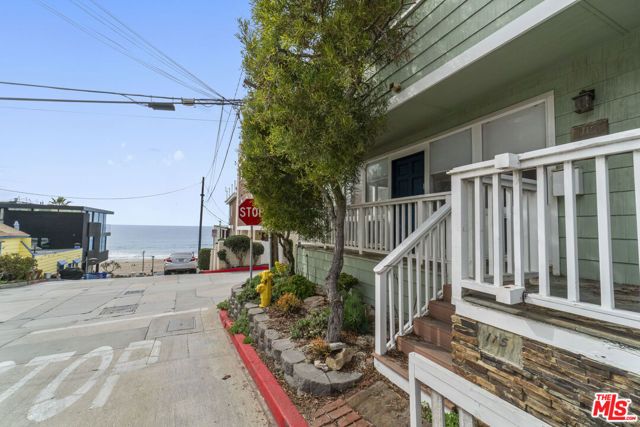 115 44th Street, Manhattan Beach, CA 90266
