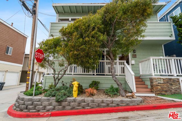 115 44th Street, Manhattan Beach, CA 90266
