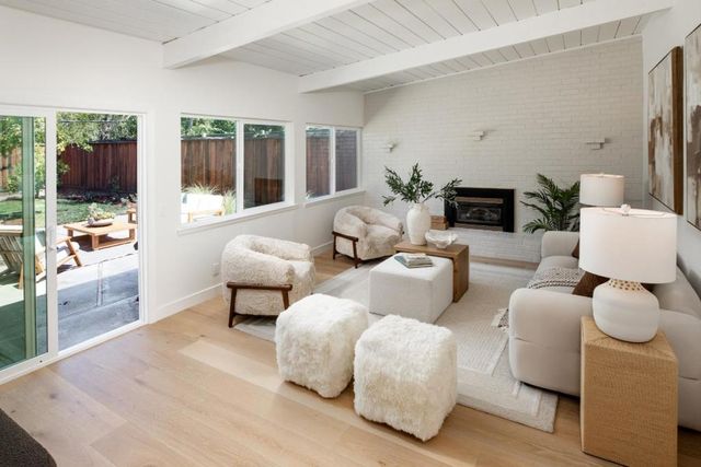 7463 Bollinger Road, Cupertino, CA 95014