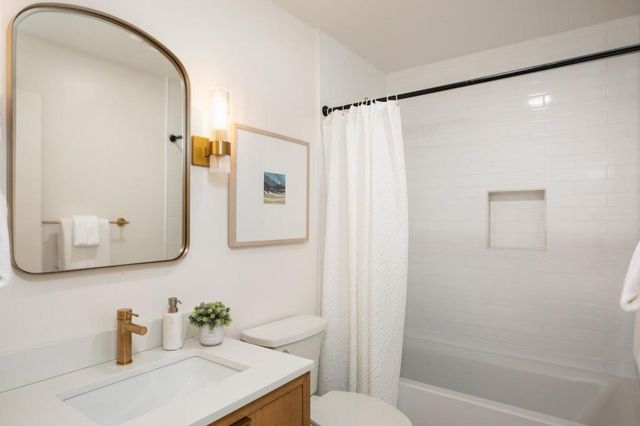 7463 Bollinger Road, Cupertino, CA 95014