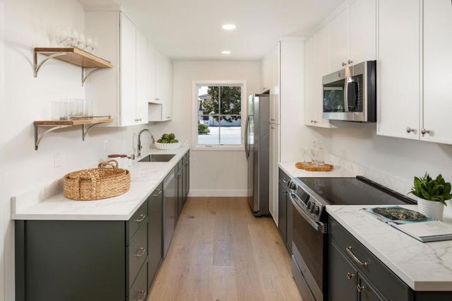 7463 Bollinger Road, Cupertino, CA 95014