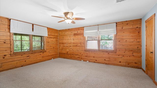 190 Oak View CT, New Braunfels, TX 78132