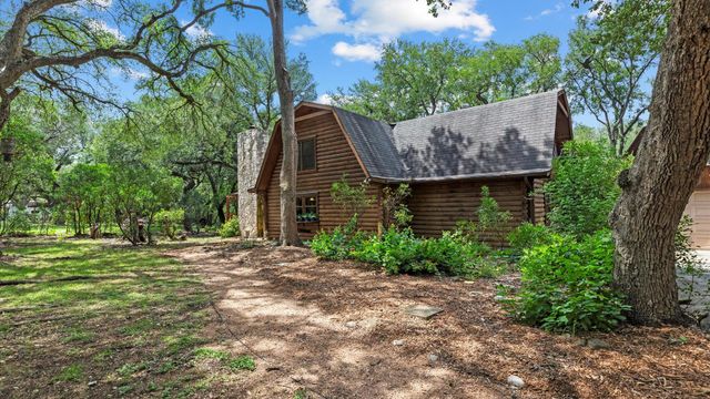 190 Oak View CT, New Braunfels, TX 78132