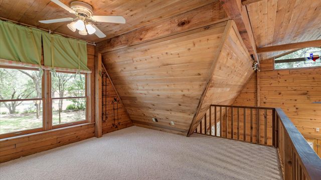 190 Oak View CT, New Braunfels, TX 78132