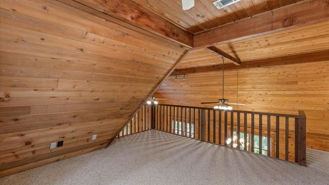 190 Oak View CT, New Braunfels, TX 78132