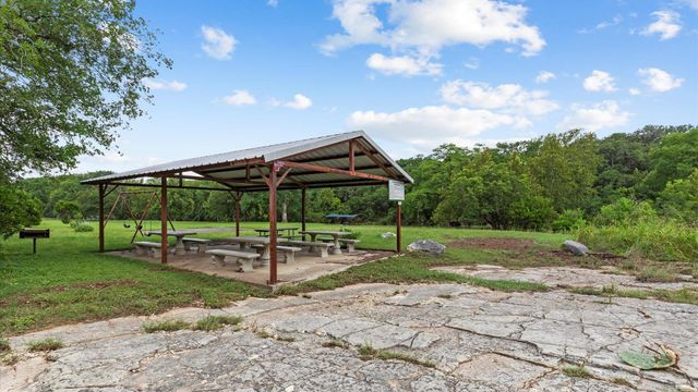 190 Oak View CT, New Braunfels, TX 78132